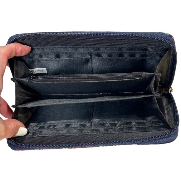 Wristlet Quilted Paisley/Floral Navy/Red/Blue/Yellow Wallet W/Strap EUC - Picture 5 of 6